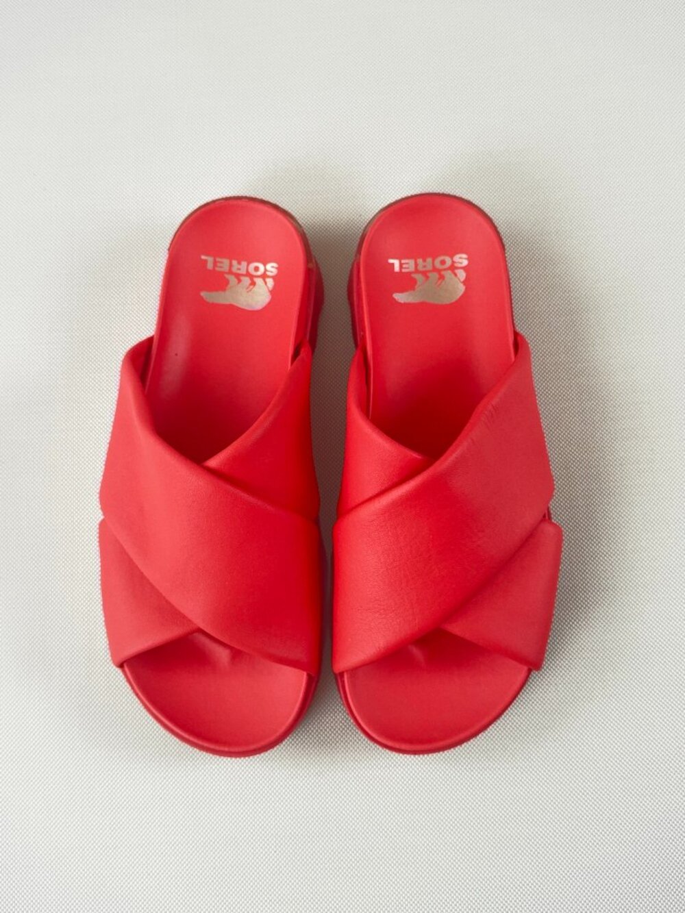 SOREL Viibe Crisscross Slide Sandals Size 10 Women Red Leather Strap NWOT